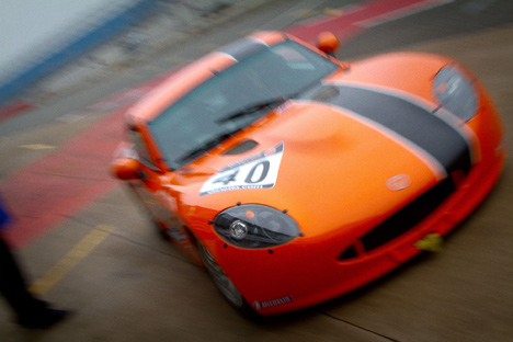 Ginetta raceren